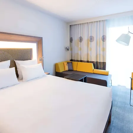 Hotel Novotel Amsterdam Schiphol Airport 4*