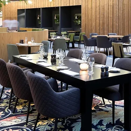 Hotel Novotel Amsterdam Schiphol Airport 4*