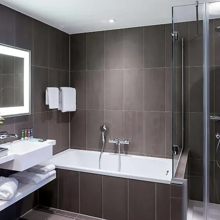 Hotel Novotel Amsterdam Schiphol Airport 4*