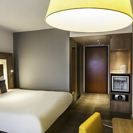 Novotel Amsterdam Schiphol Airport 4*