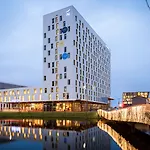 Novotel Amsterdam Schiphol Airport Hotel 4*