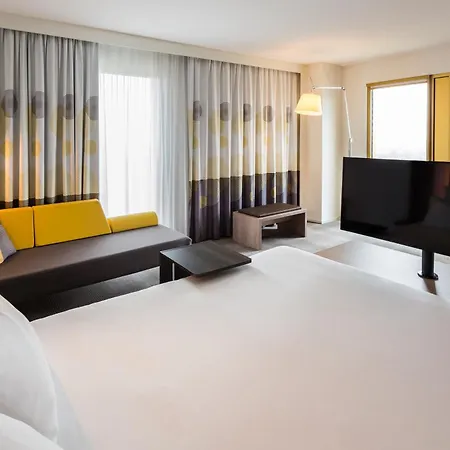 Otel Novotel Amsterdam Schiphol Airport 4*