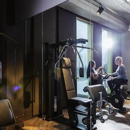 노보텔 암스테르담 스키폴 에어포트 호텔 4*