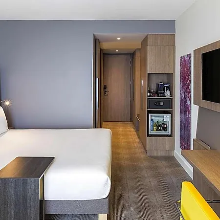 Novotel Amsterdam Schiphol Airport Hotel 4*