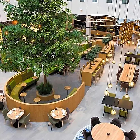 Novotel Amsterdam Schiphol Airport 4*
