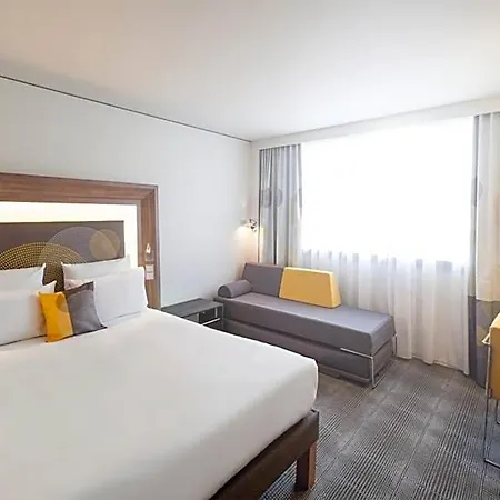 Novotel Amsterdam Schiphol Airport 4*
