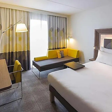 Novotel Amsterdam Schiphol Airport Hotel 4*