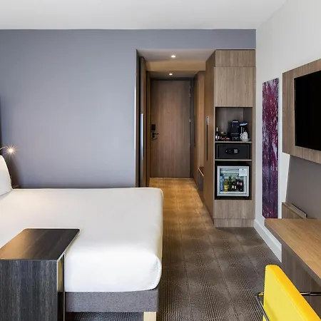 Novotel Amsterdam Schiphol Airport 4*